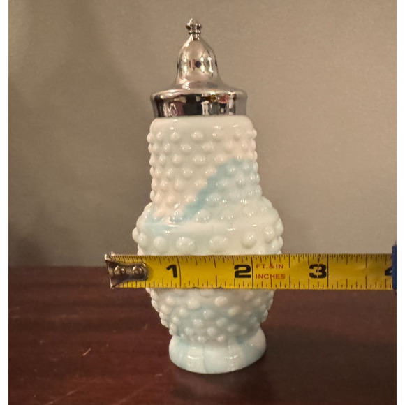 Vintage Kanawha Glass Hobnail Milk Glass Blue Slag Salt Pepper Shakers USA - Picture 7 of 8